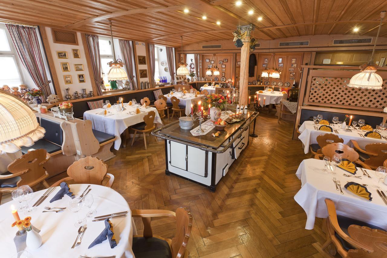 נורדלינגן Kaiserhof Hotel Sonne מראה חיצוני תמונה