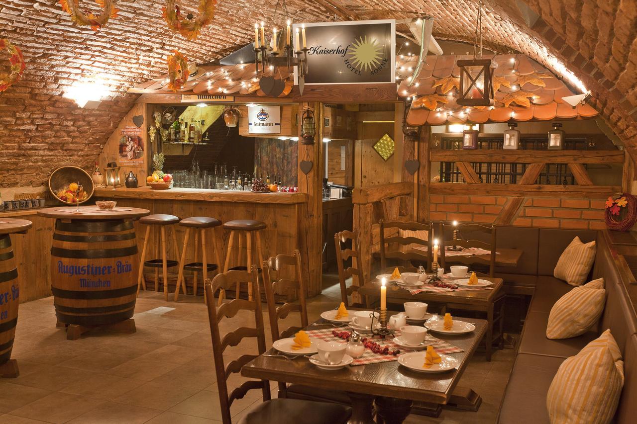 נורדלינגן Kaiserhof Hotel Sonne מראה חיצוני תמונה