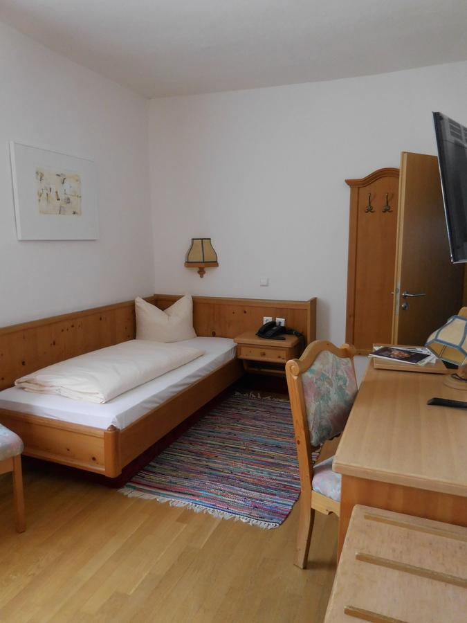 נורדלינגן Kaiserhof Hotel Sonne מראה חיצוני תמונה